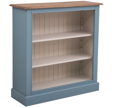 Small bookcase with shelves