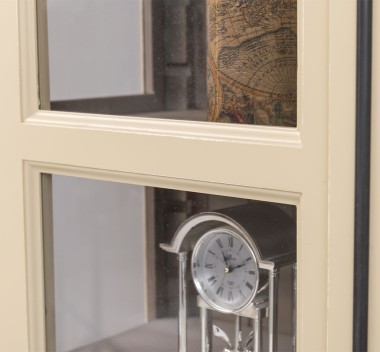 Glass display case, 2 doors with Cremone