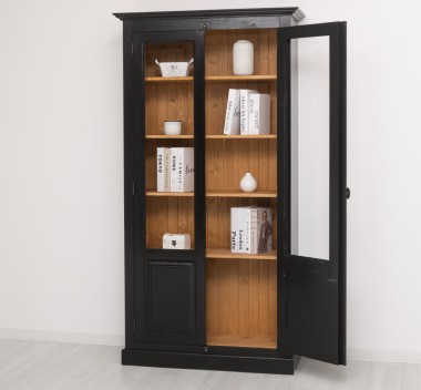 Showcase with 2 doors, with Cremone