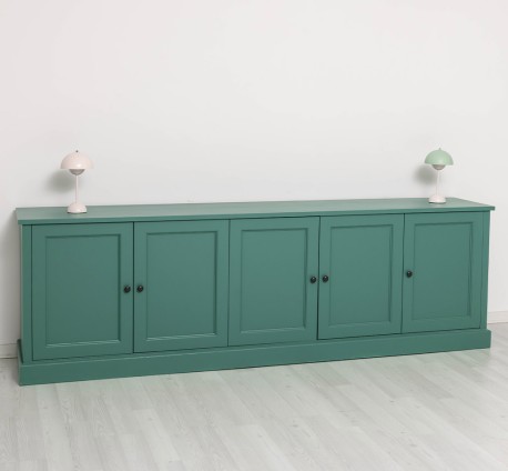 Bookcase with TV space BAS