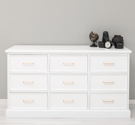 Chest of drawers with 9...