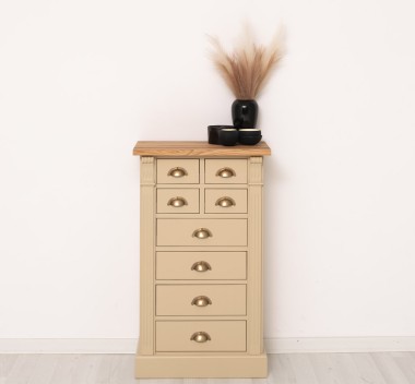 <p><strong id="product_name">Comoda cu 8 sertare, blat stejar, Colectia Directoire</strong> face parte din categoria <a id="cate