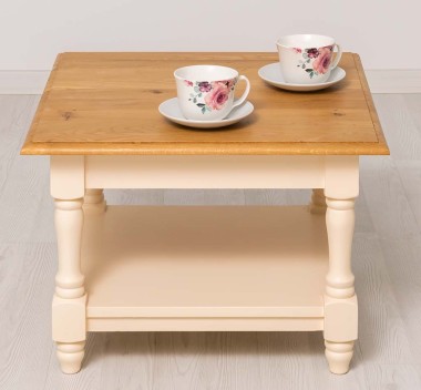 Coffee table with turned legs and a low shelf , top oak - PS710-TOP OAK