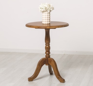 Round coffee table