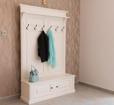Large hanger with 2 doors