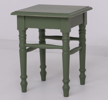 Chair with turned legs - PS679