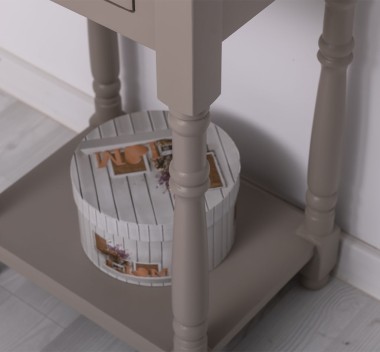 Small console, turned legs, 1 drawer