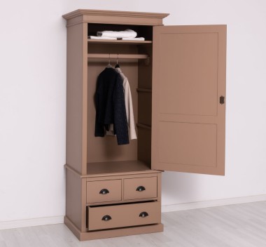 Wardrobe with 3 drawers - PS690