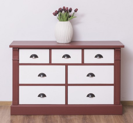 Chest of drawers with 7...