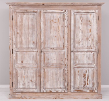 Detachable cabinet with 3 doors